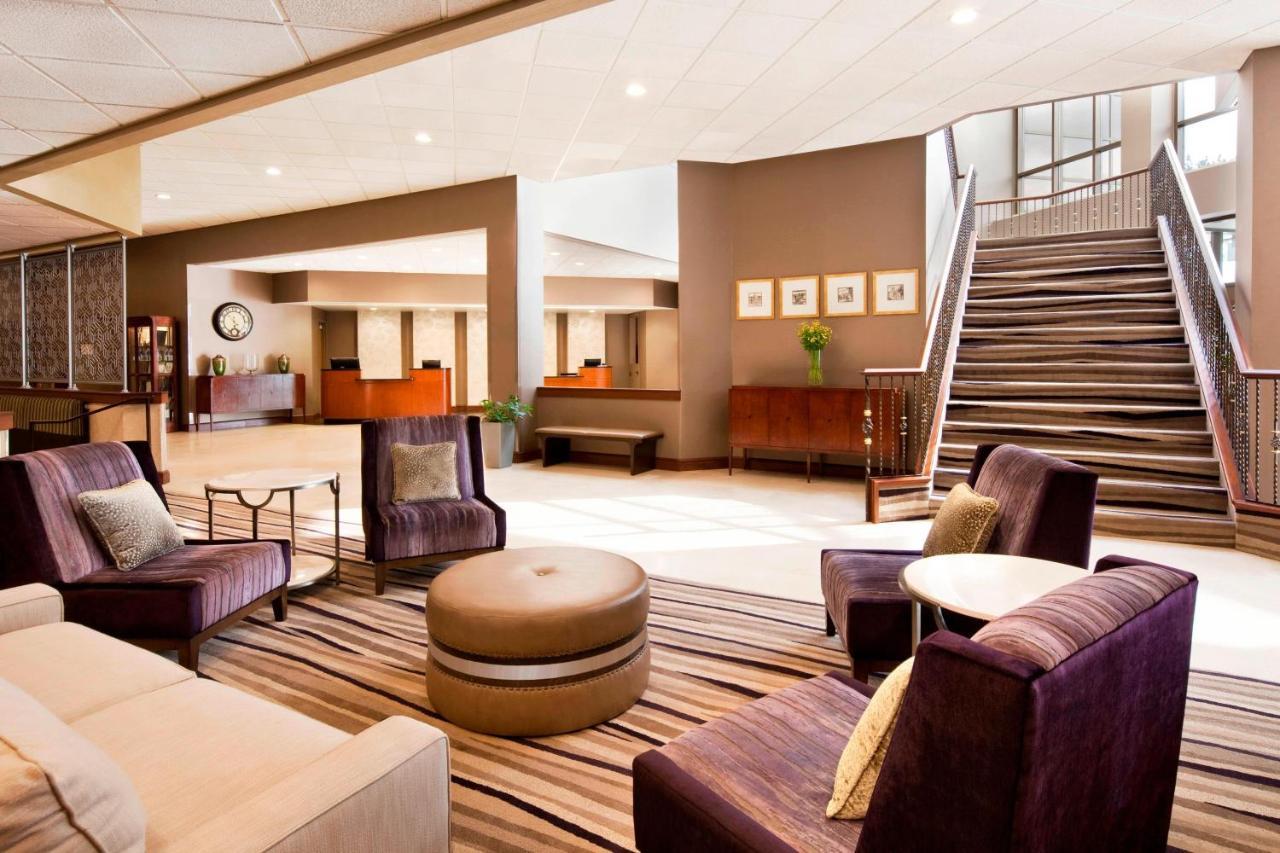 Sheraton And Conference Center Syracuse